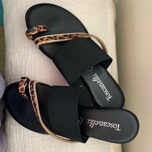 Black & leopard print sandal, never worn.